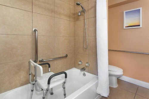 Days Inn & Suites by Wyndham Clovis image 23