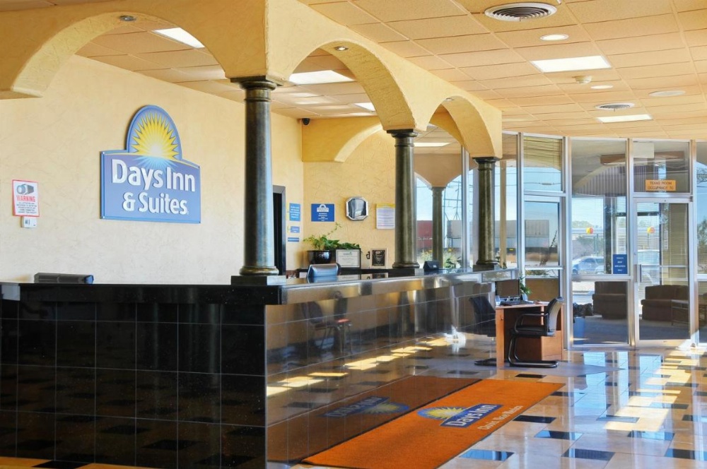 Days Inn & Suites by Wyndham Clovis Image 48